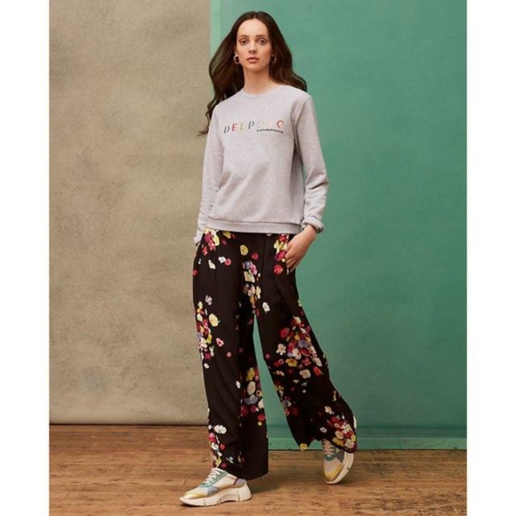 Anthropologie x Delpozo Floral-Print Trousers - Picture 2 of 9